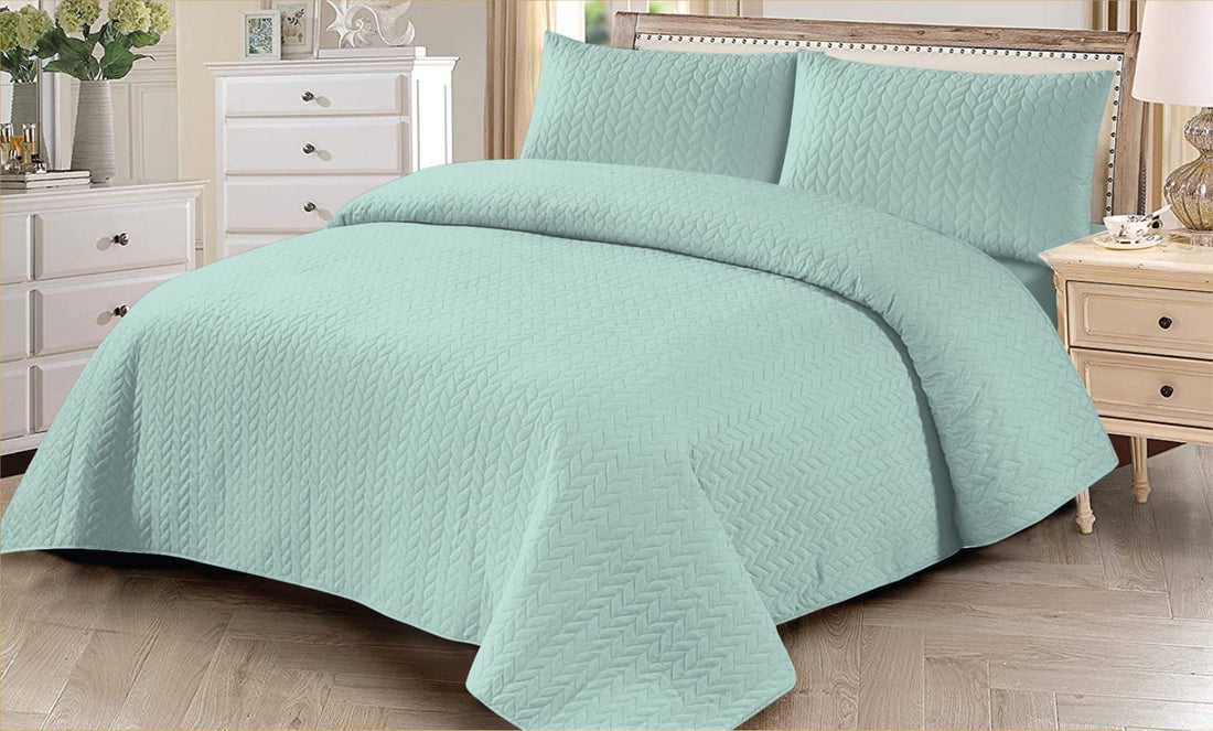 Luxurious Bedspread Set